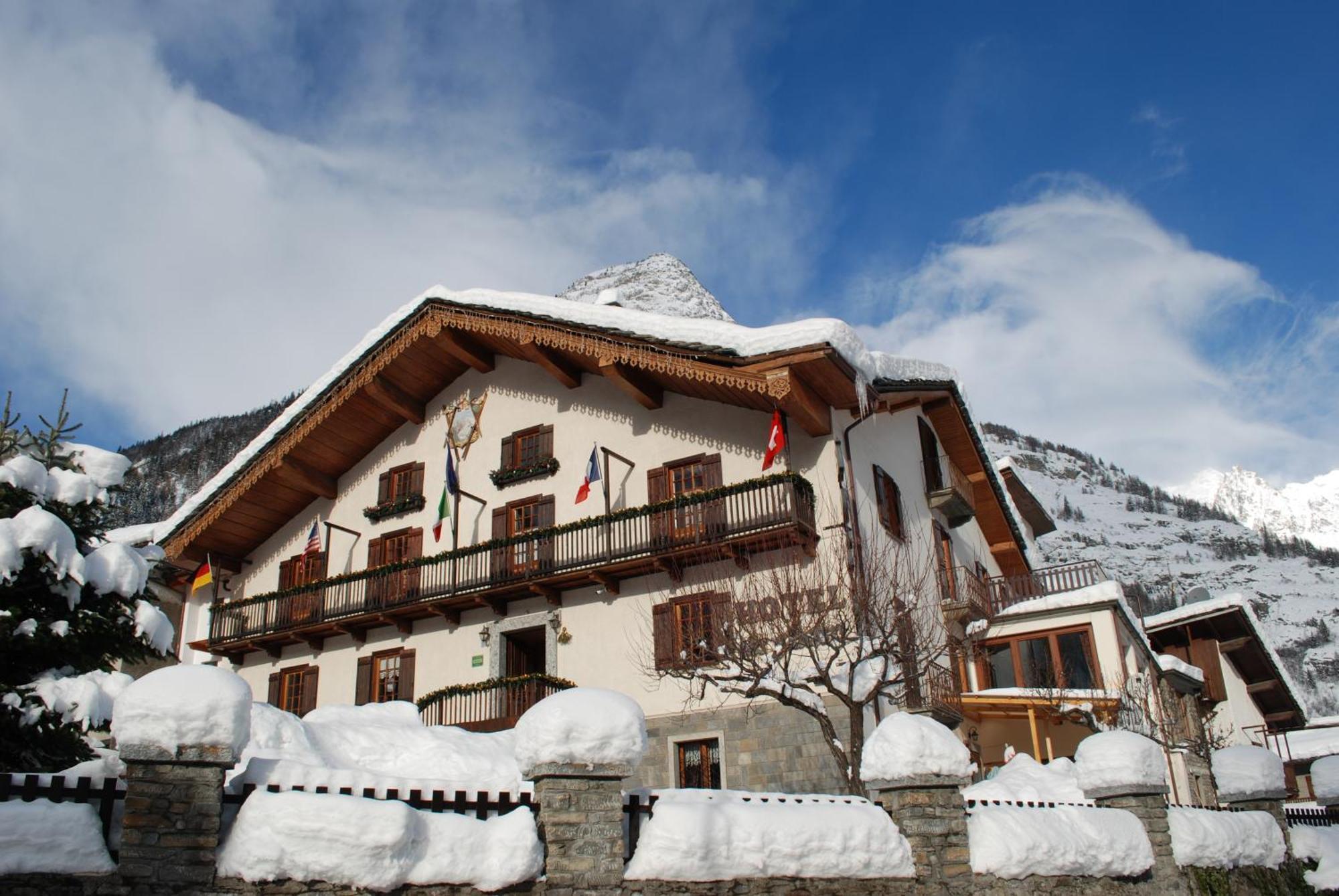 Hotel Des Glaciers Курмайор Екстер'єр фото