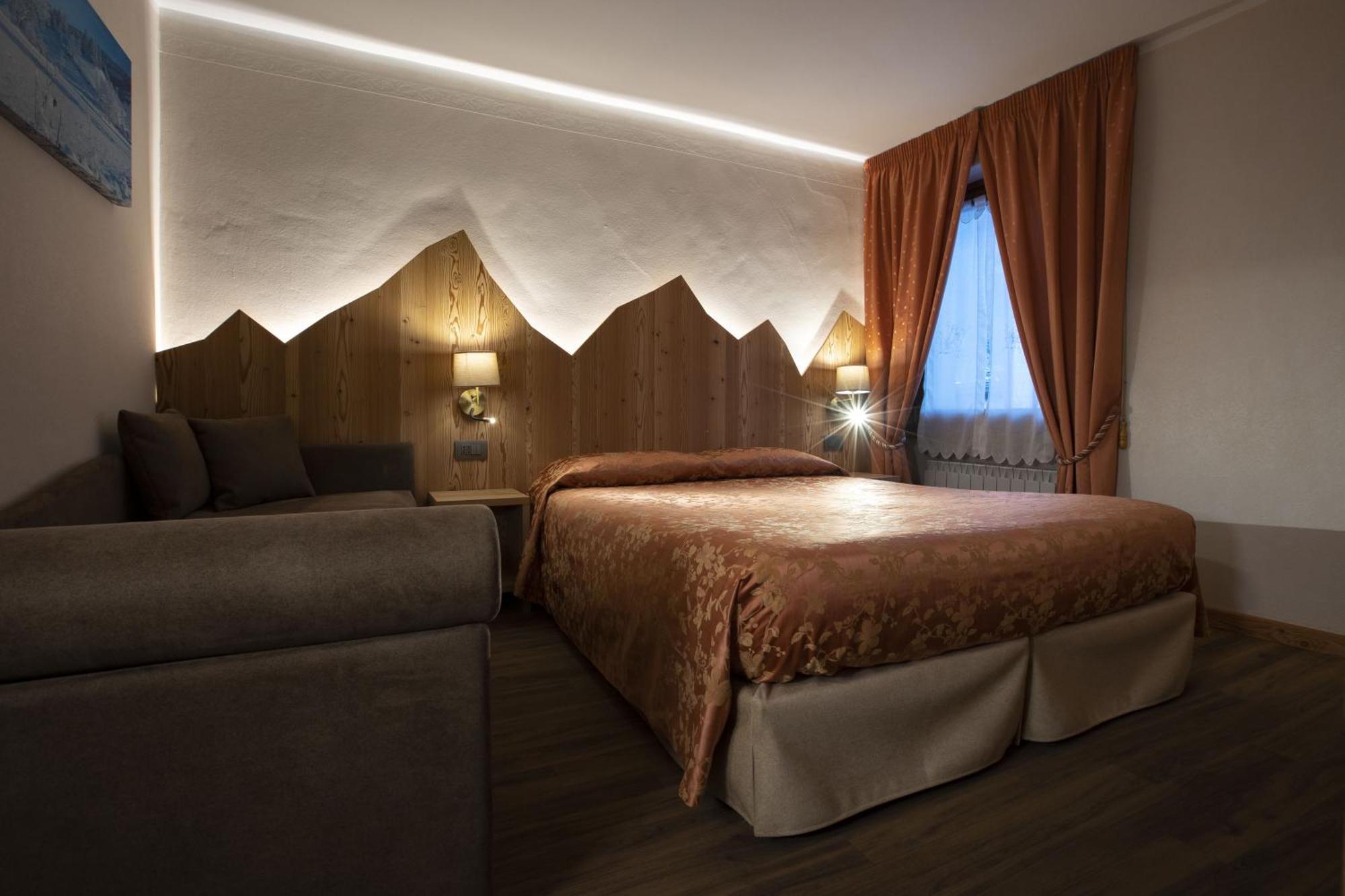 Hotel Des Glaciers Курмайор Екстер'єр фото