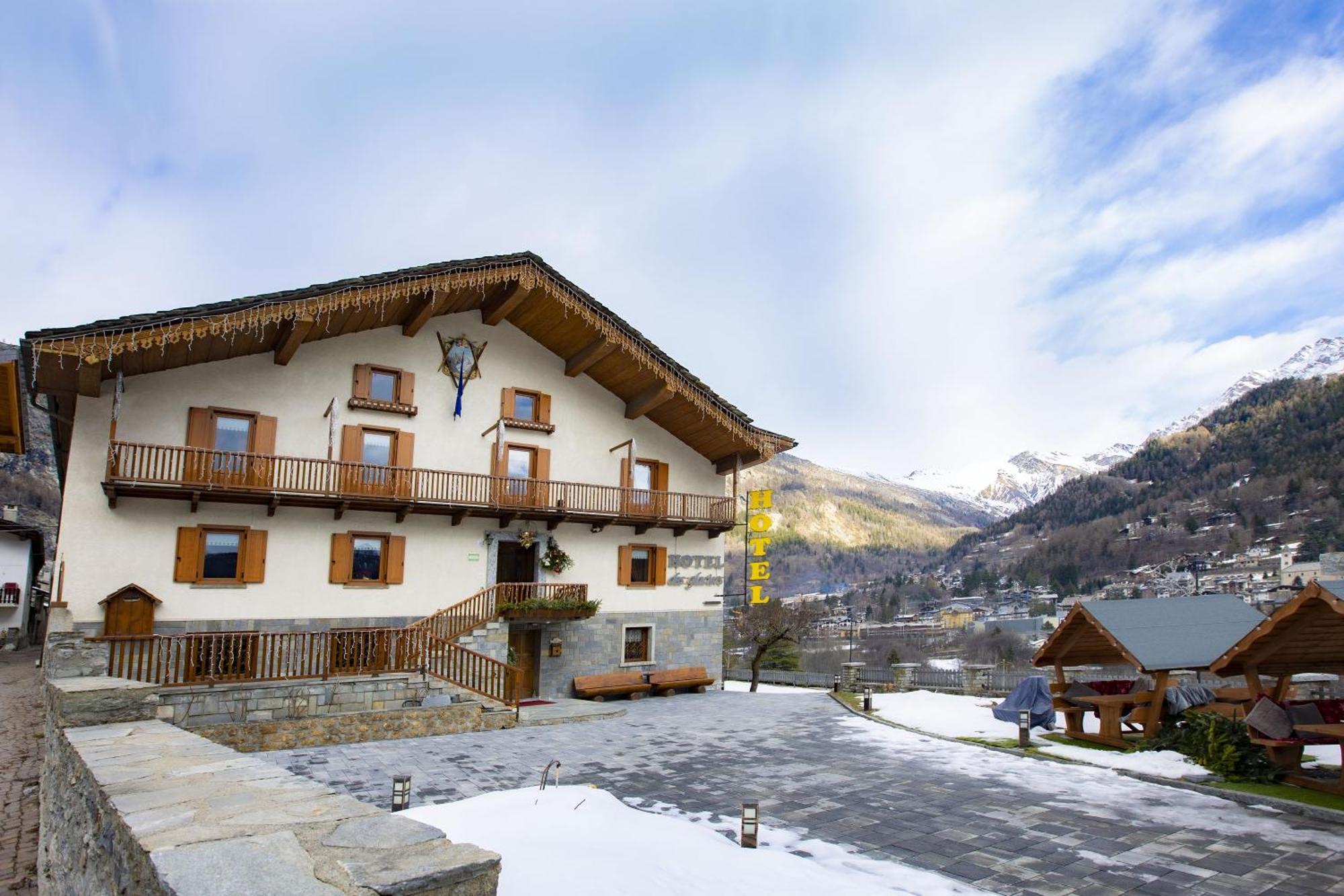 Hotel Des Glaciers Курмайор Екстер'єр фото